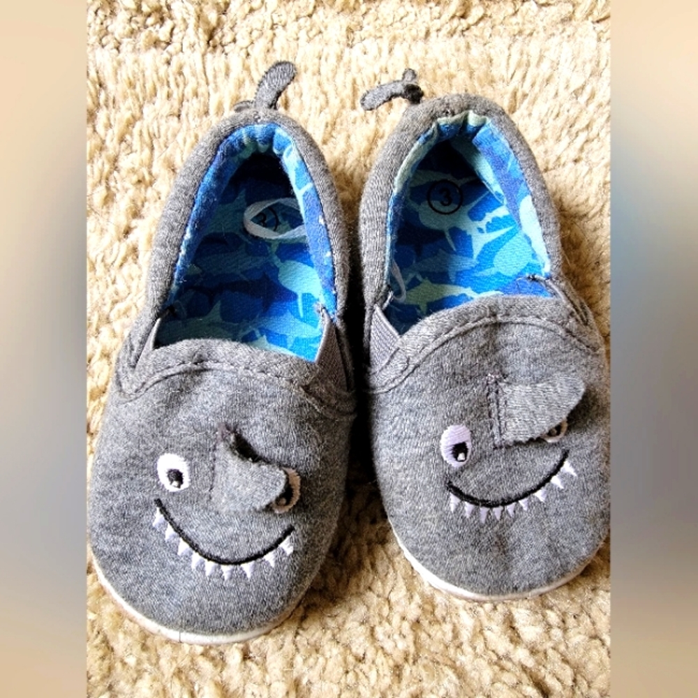 Kid shoe's